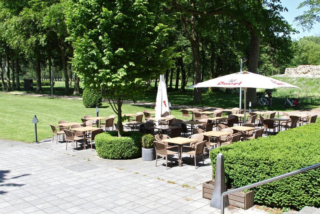 Kasteel Pietersheim Maastricht - Lanaken Hotel Bagian luar foto