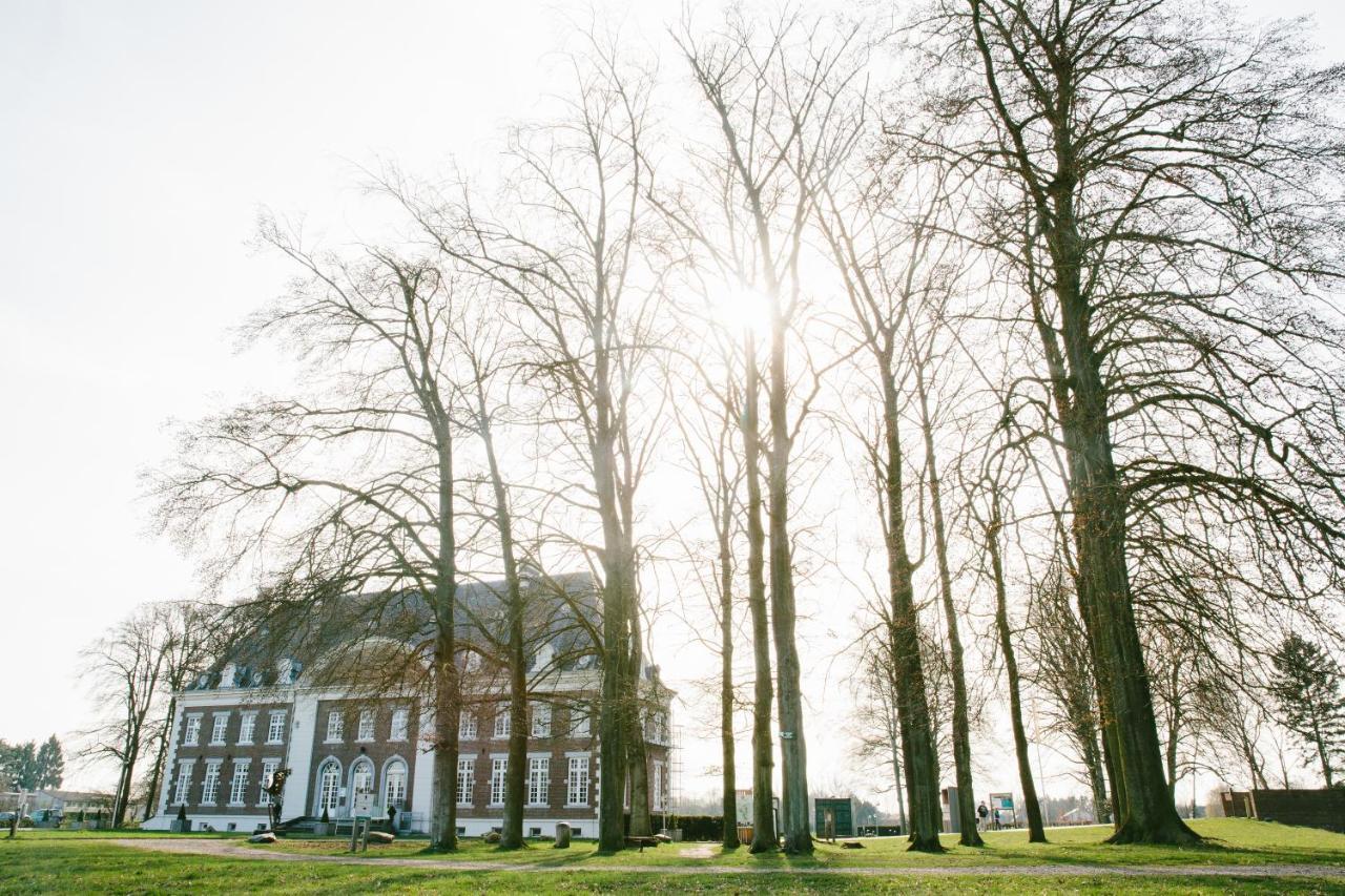 Kasteel Pietersheim Maastricht - Lanaken Hotel Bagian luar foto